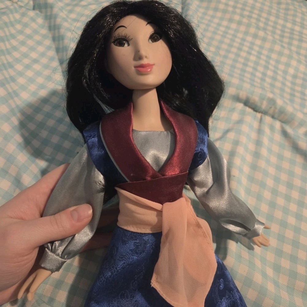 Disney Princess Brass Key Keepsakes Mulan 13" Porcelain Doll (Disney, 2004) RARE
